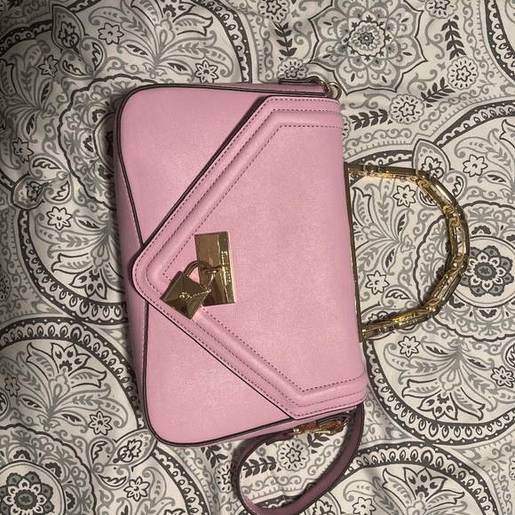 Steve Madden Handbags - Steve Madden Purse